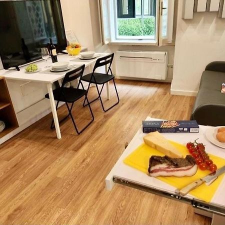Tolli Colosseo Apartment โรม ภายนอก รูปภาพ